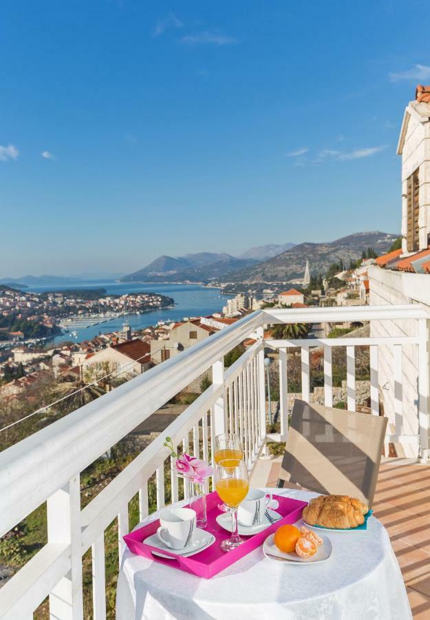 Inat Hotell Dubrovnik Exteriör bild
